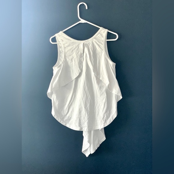 Chloe White Wardrobe Cotton Sleeveless Top, Large - Picture 2 of 5
